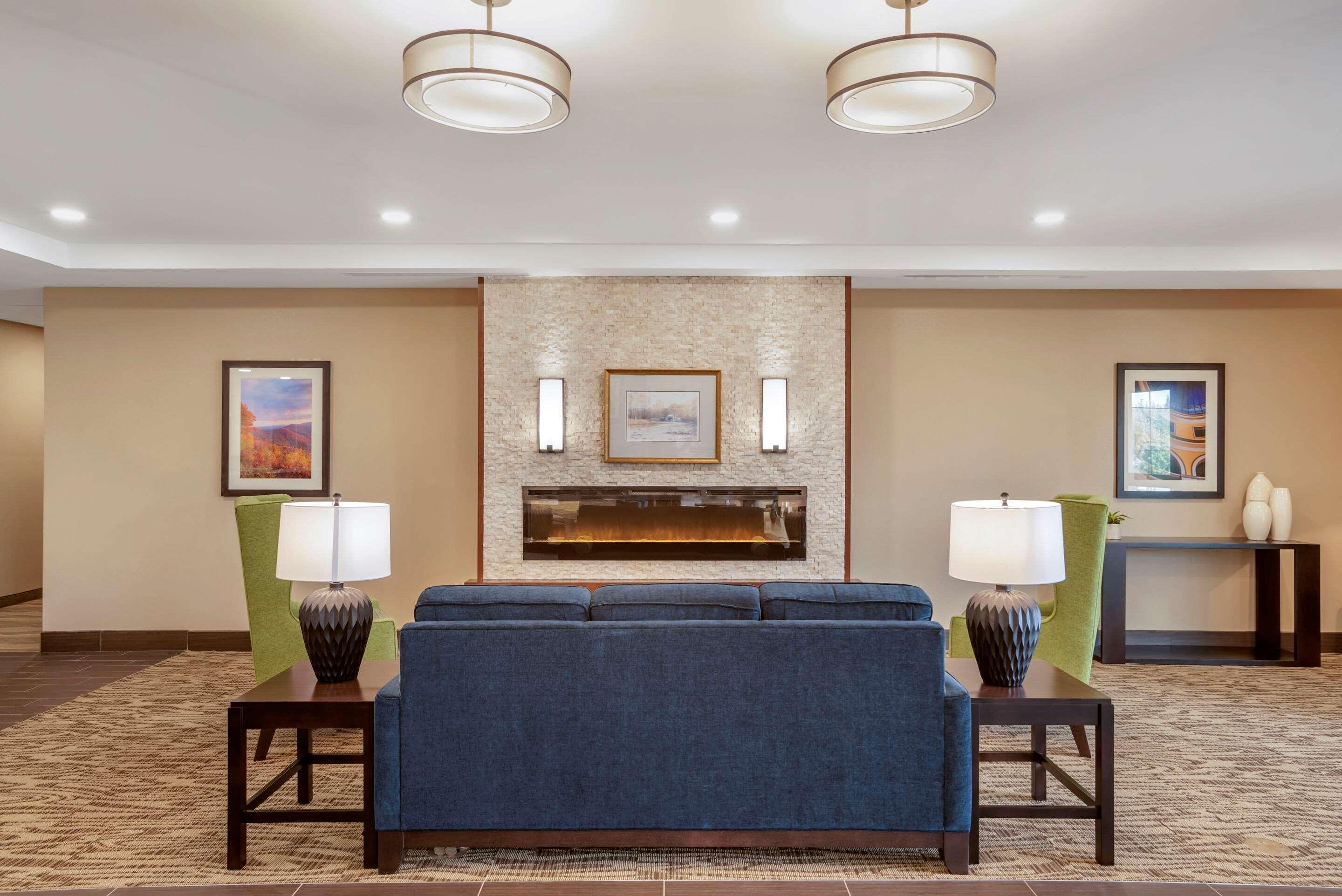 ווינצ'סטר Comfort Inn & Suites מראה חיצוני תמונה