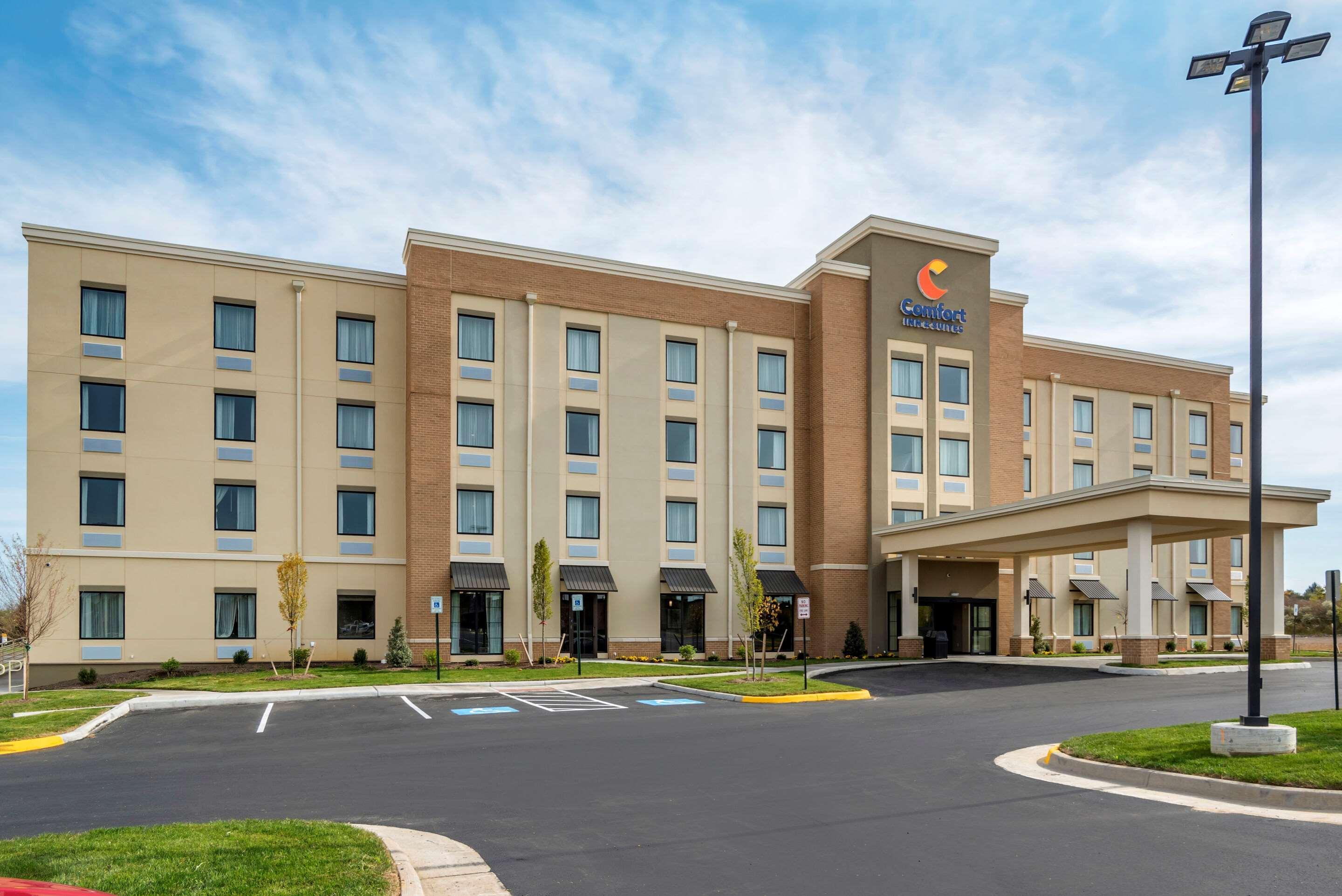 ווינצ'סטר Comfort Inn & Suites מראה חיצוני תמונה